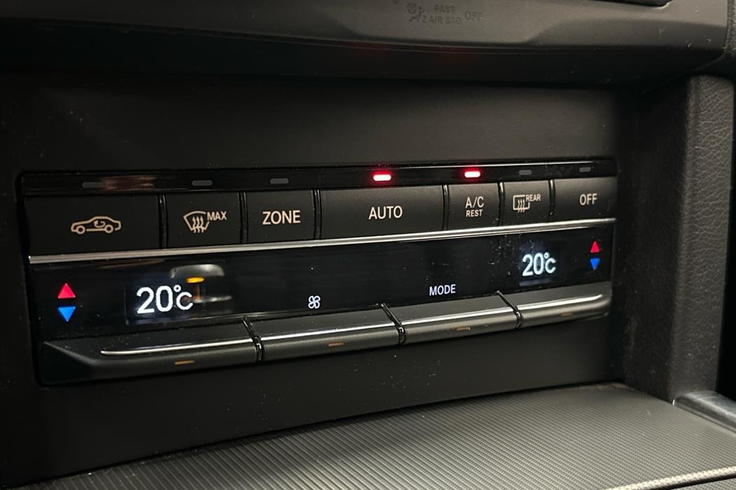 MERCEDES-BENZ E 2014
