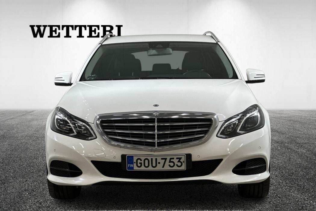 MERCEDES-BENZ E 2014