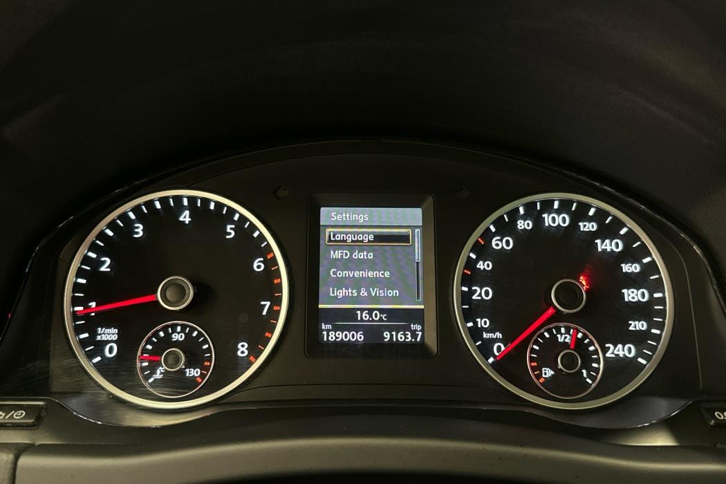 VOLKSWAGEN Tiguan 2013