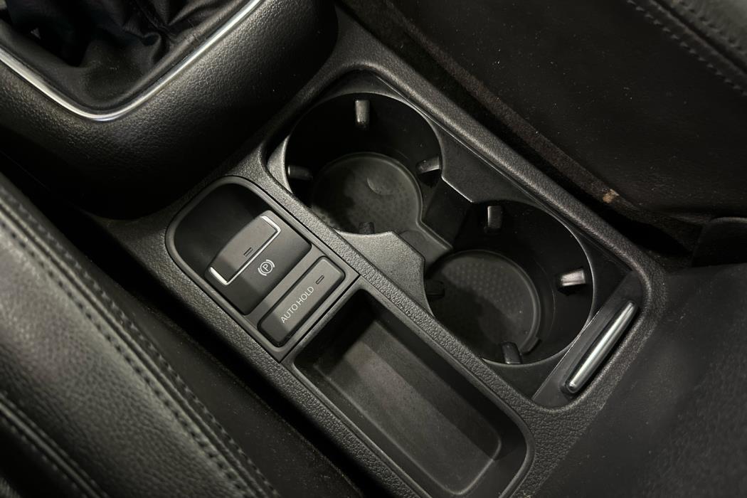 VOLKSWAGEN Tiguan 2013