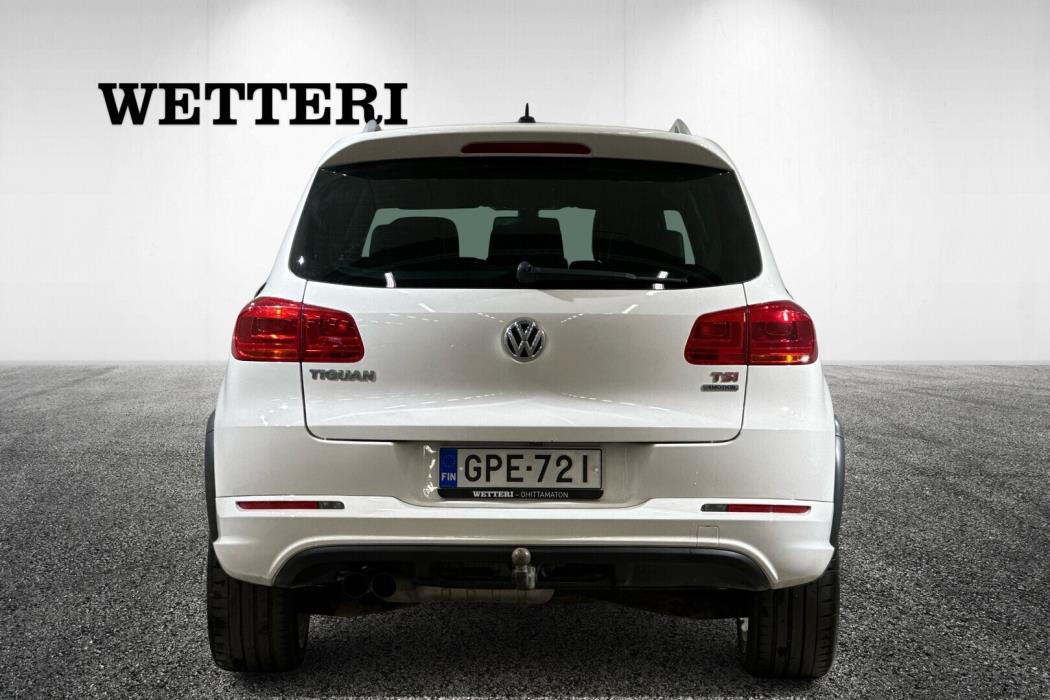 VOLKSWAGEN Tiguan 2013
