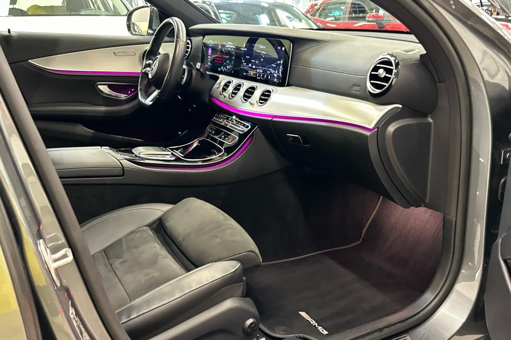 MERCEDES-BENZ E 2021