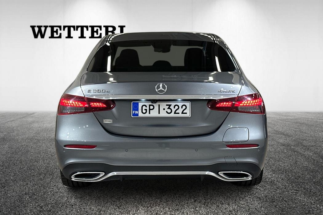 MERCEDES-BENZ E 2021