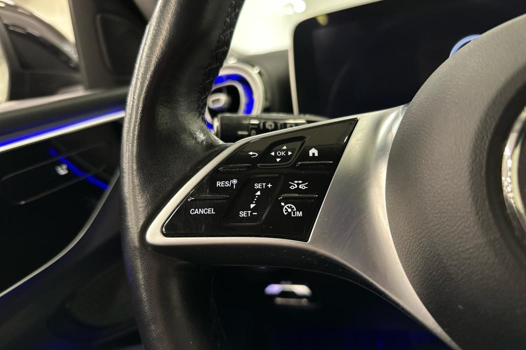 MERCEDES-BENZ C 2023