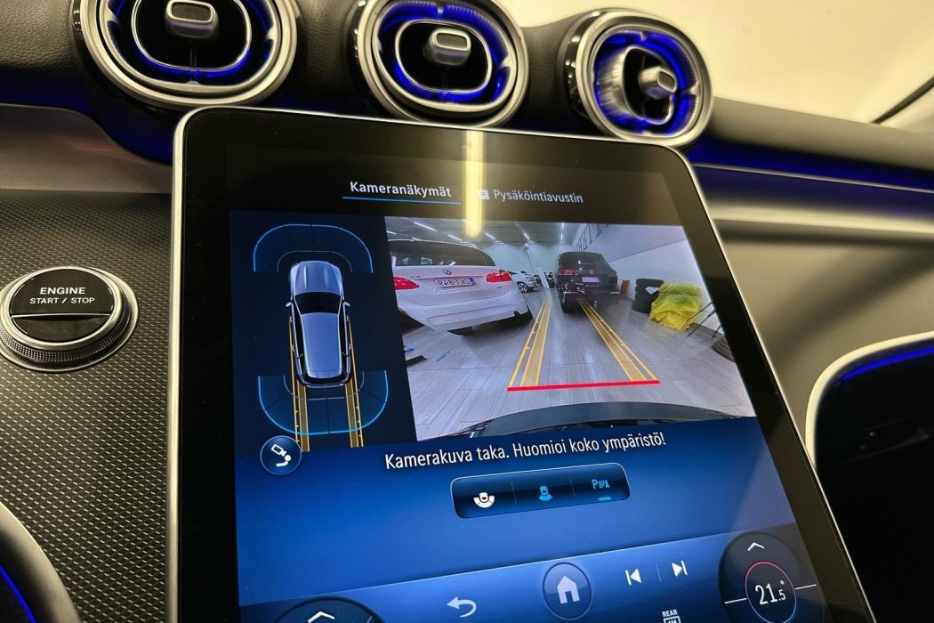 MERCEDES-BENZ C 2023