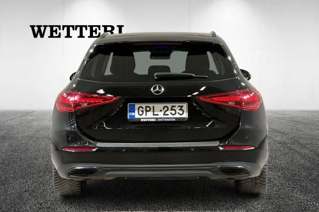 MERCEDES-BENZ C 2023