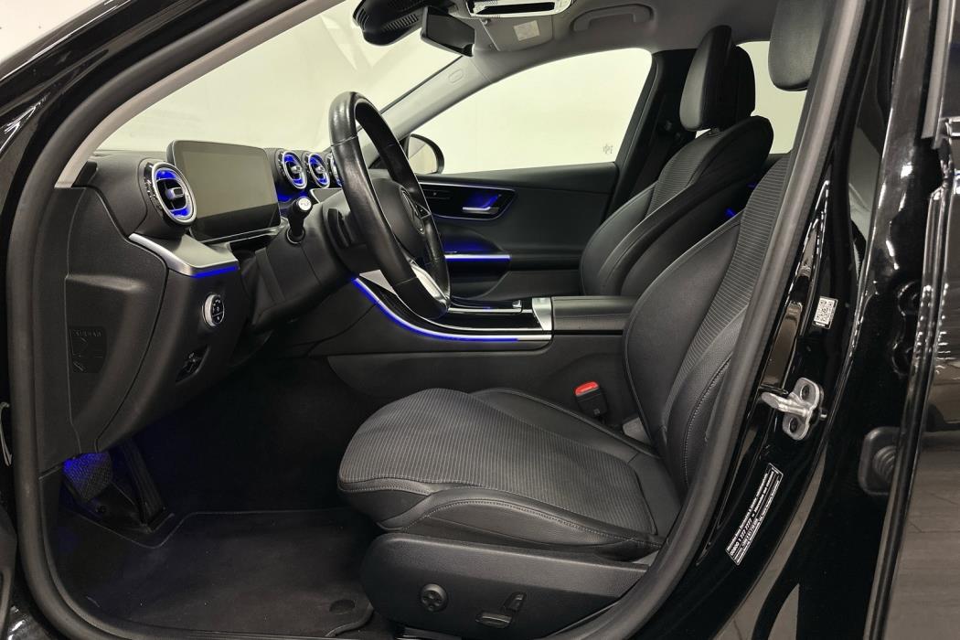 MERCEDES-BENZ C 2023