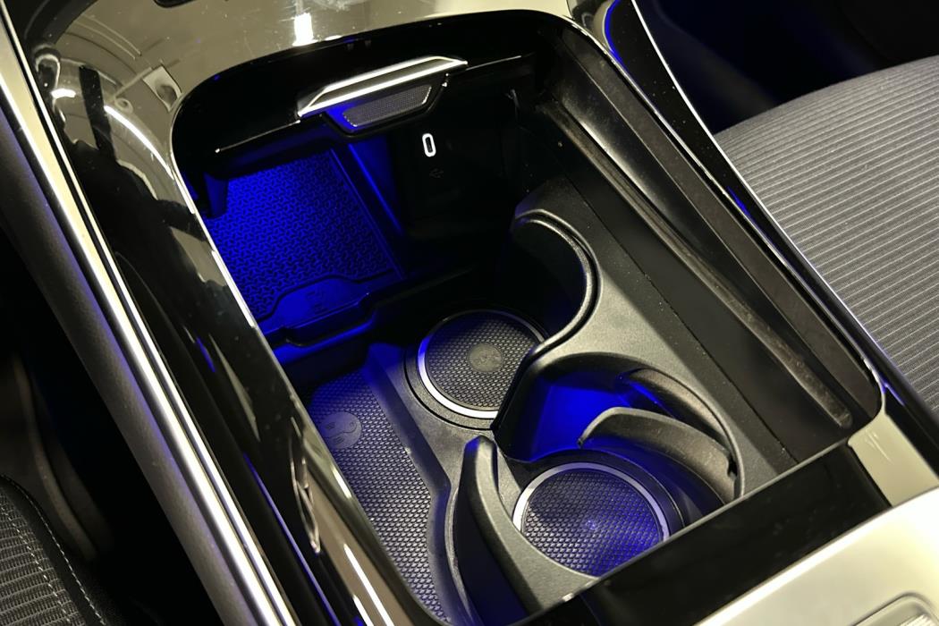 MERCEDES-BENZ GLC 2023