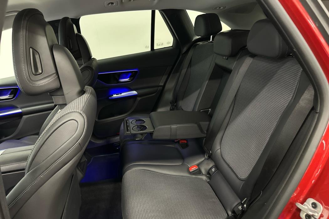 MERCEDES-BENZ GLC 2023