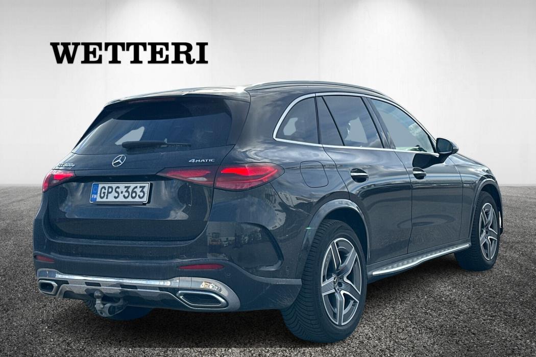 MERCEDES-BENZ GLC 2023