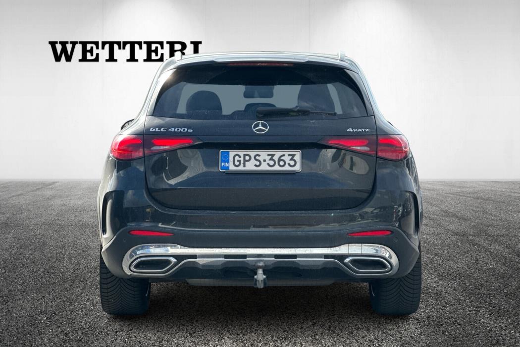 MERCEDES-BENZ GLC 2023