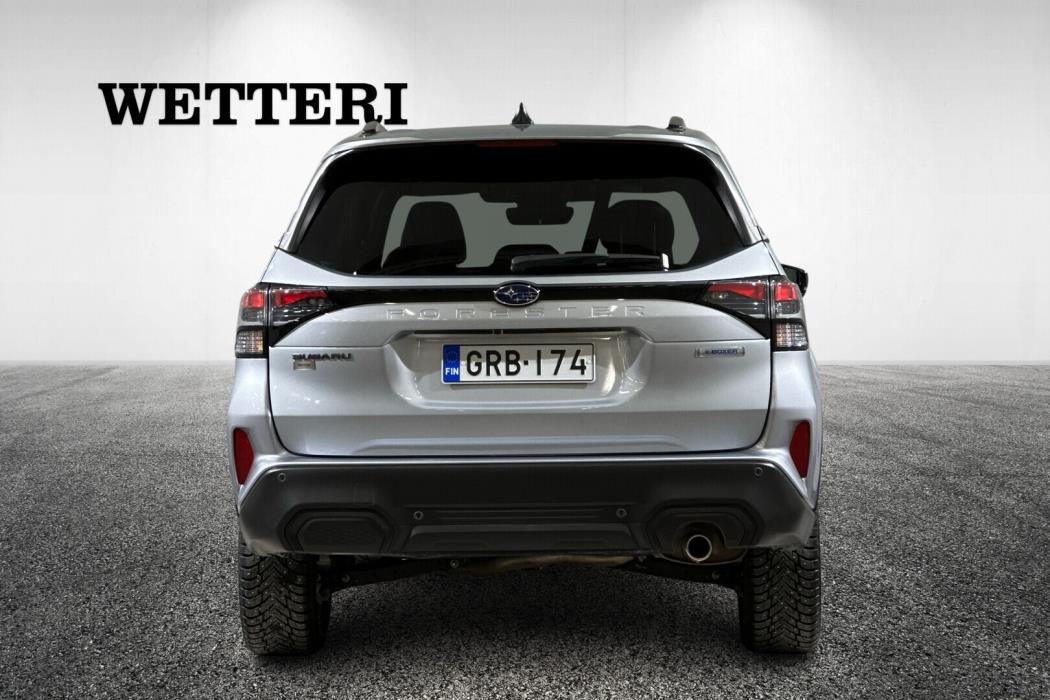 SUBARU Forester 2025