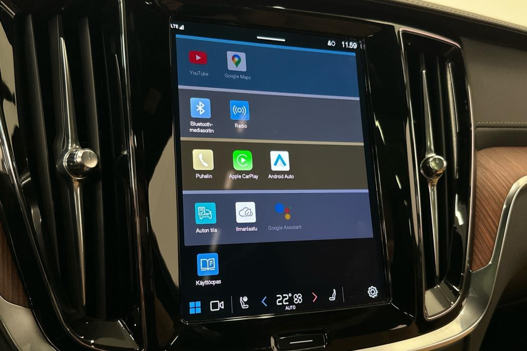 VOLVO V60 2025