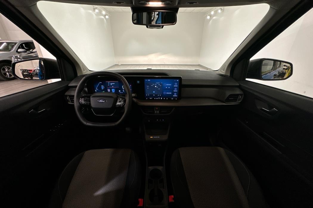 FORD TOURNEO COURIER 2025