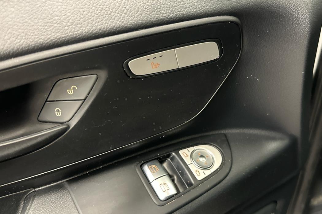 MERCEDES-BENZ VITO 2021