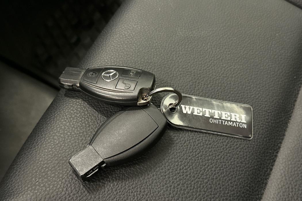 MERCEDES-BENZ VITO 2021