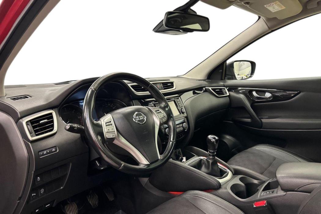 NISSAN Qashqai 2014