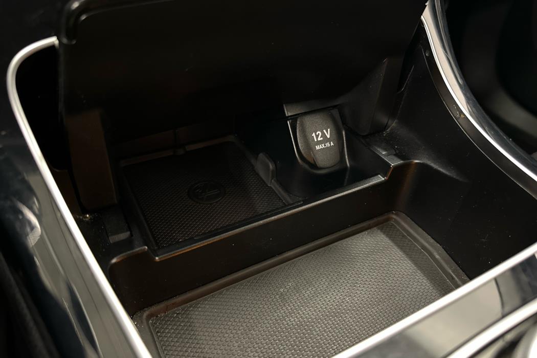 MERCEDES-BENZ C 2016