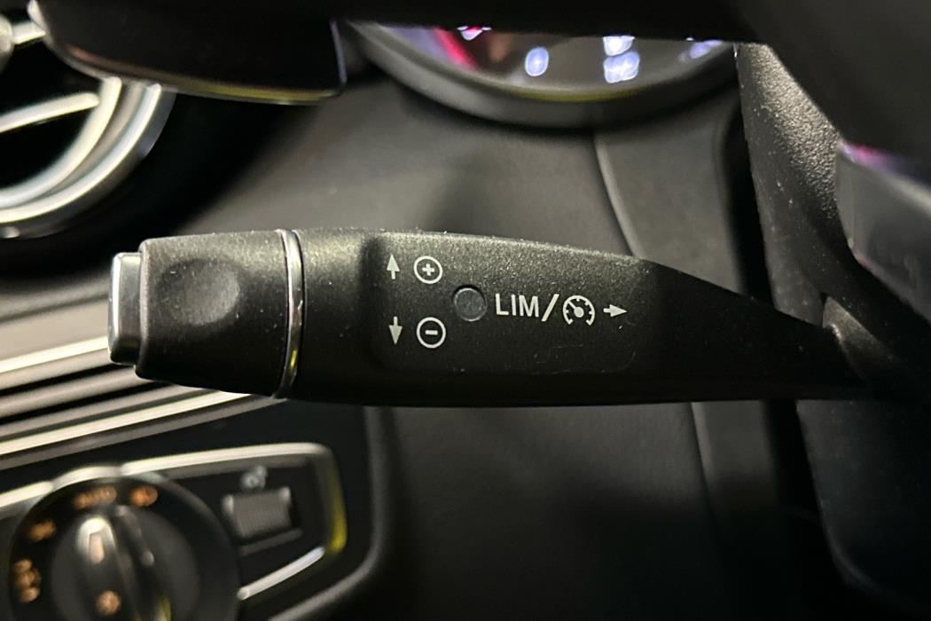 MERCEDES-BENZ GLC 2017