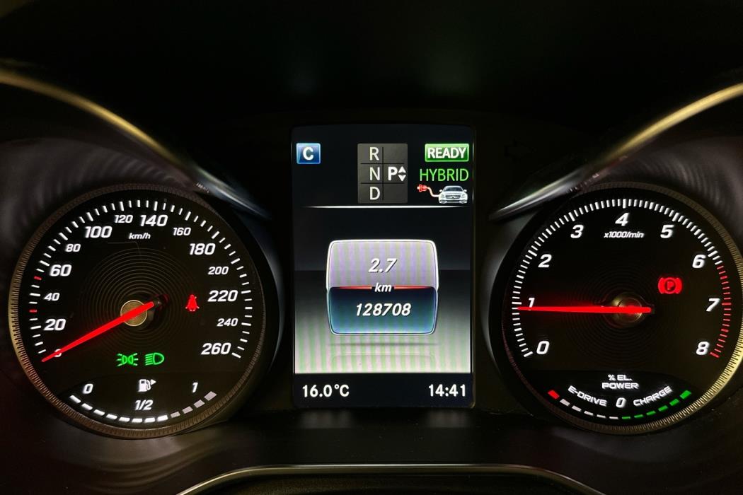 MERCEDES-BENZ GLC 2017