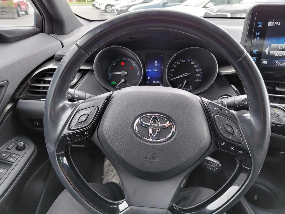 TOYOTA C-HR 2018