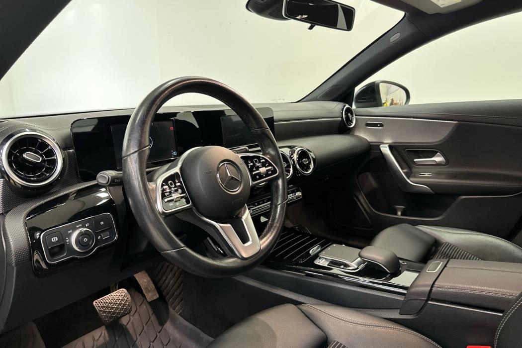 MERCEDES-BENZ CLA 2020