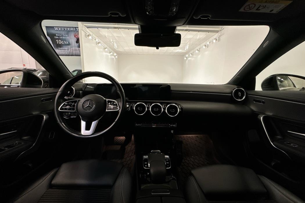 MERCEDES-BENZ CLA 2020