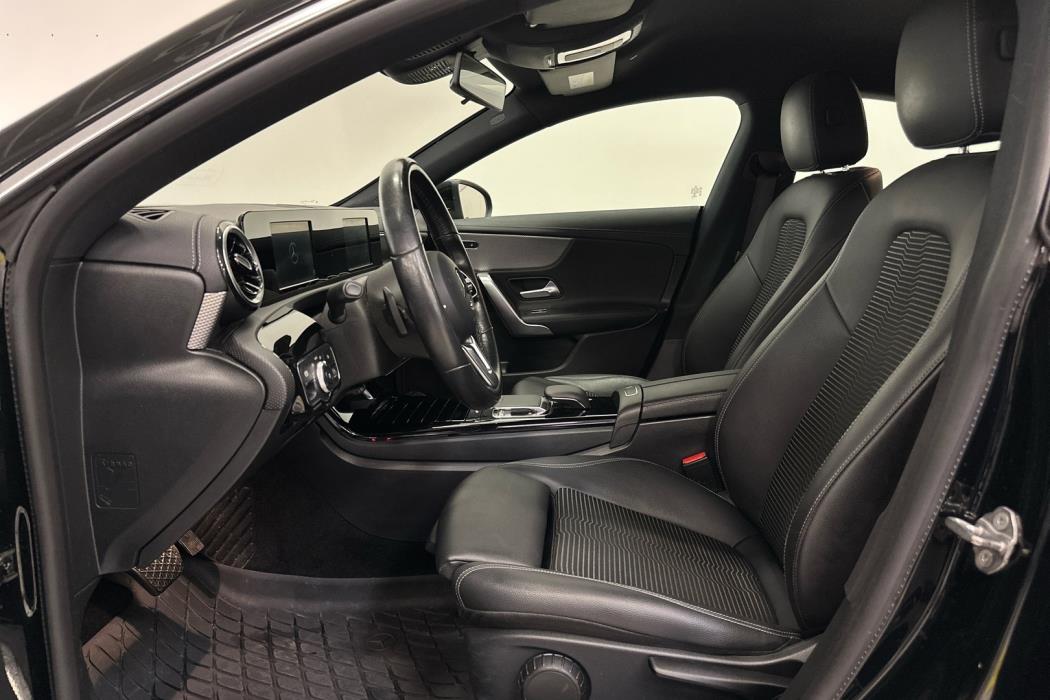 MERCEDES-BENZ CLA 2020