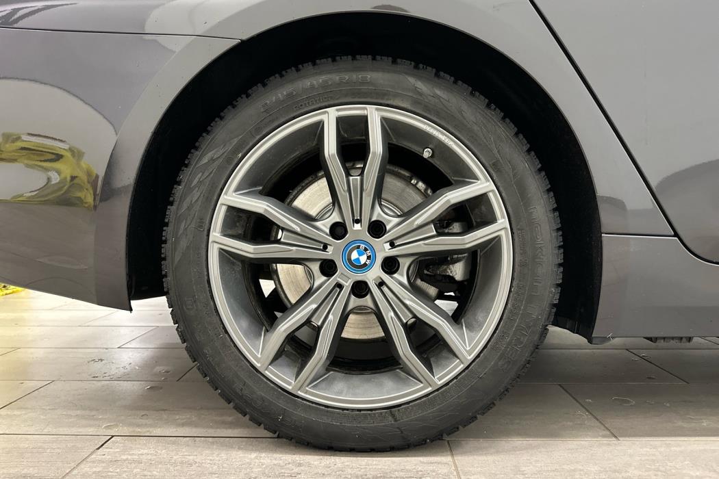 BMW 530 2019