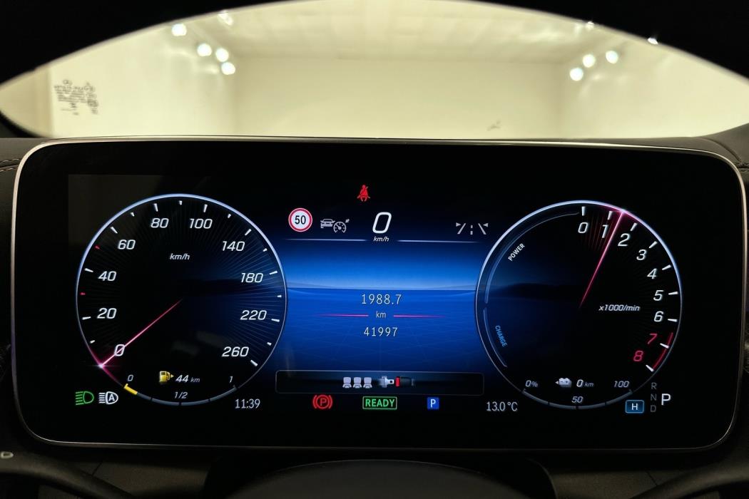 MERCEDES-BENZ GLC 2024