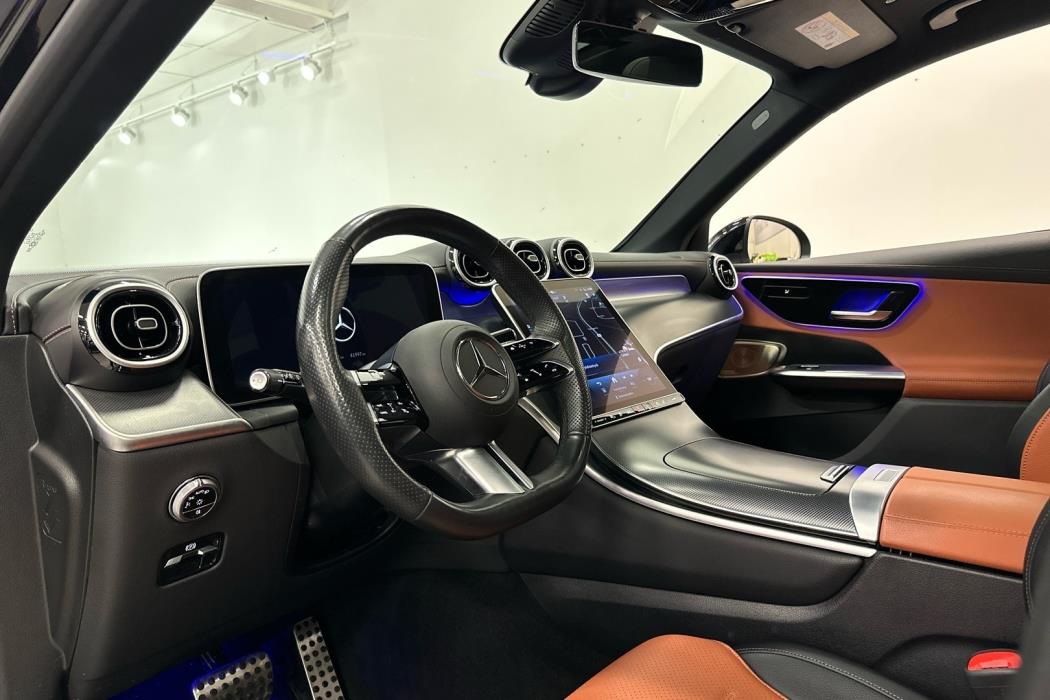 MERCEDES-BENZ GLC 2024