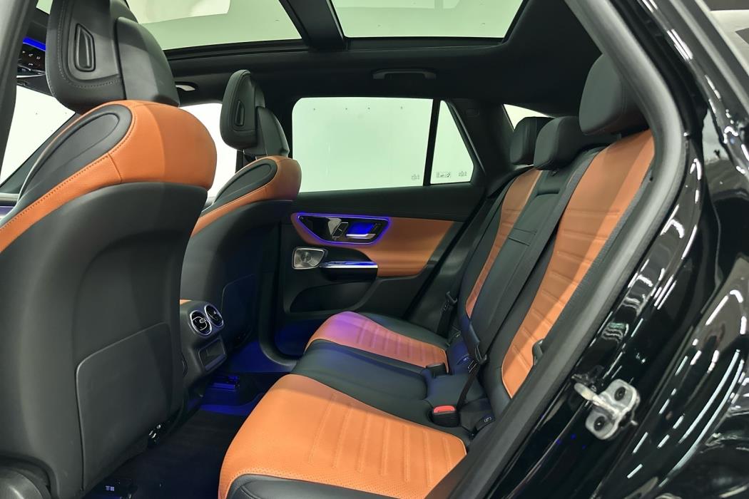 MERCEDES-BENZ GLC 2024