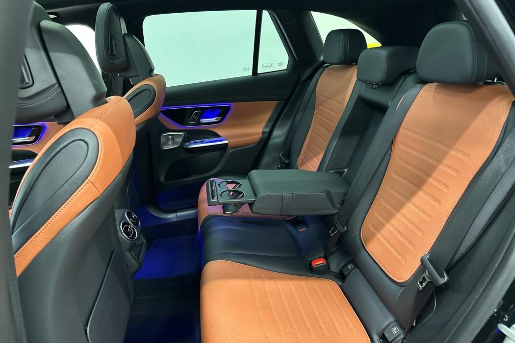 MERCEDES-BENZ GLC 2024