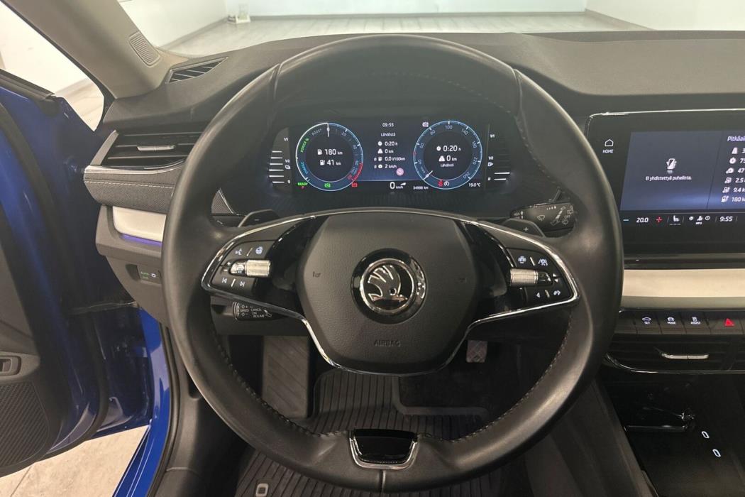 SKODA Octavia 2023