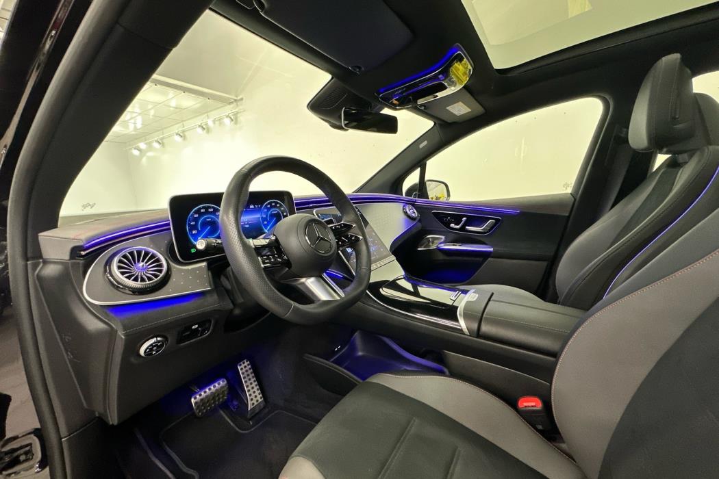 MERCEDES-BENZ EQE SUV 2025