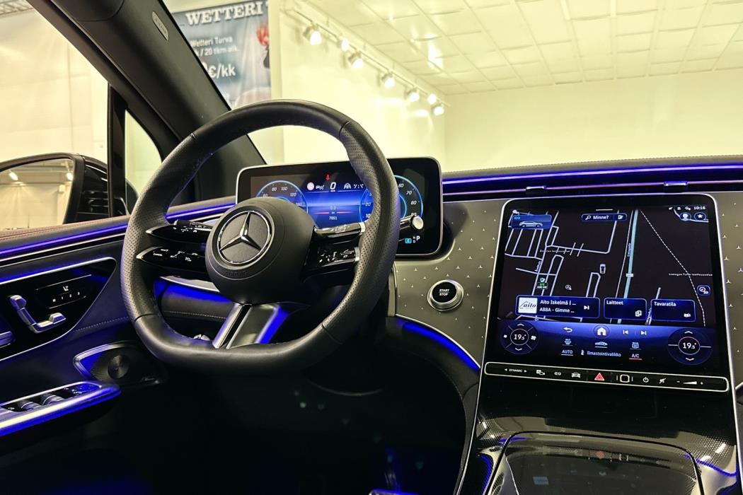 MERCEDES-BENZ EQE SUV 2025