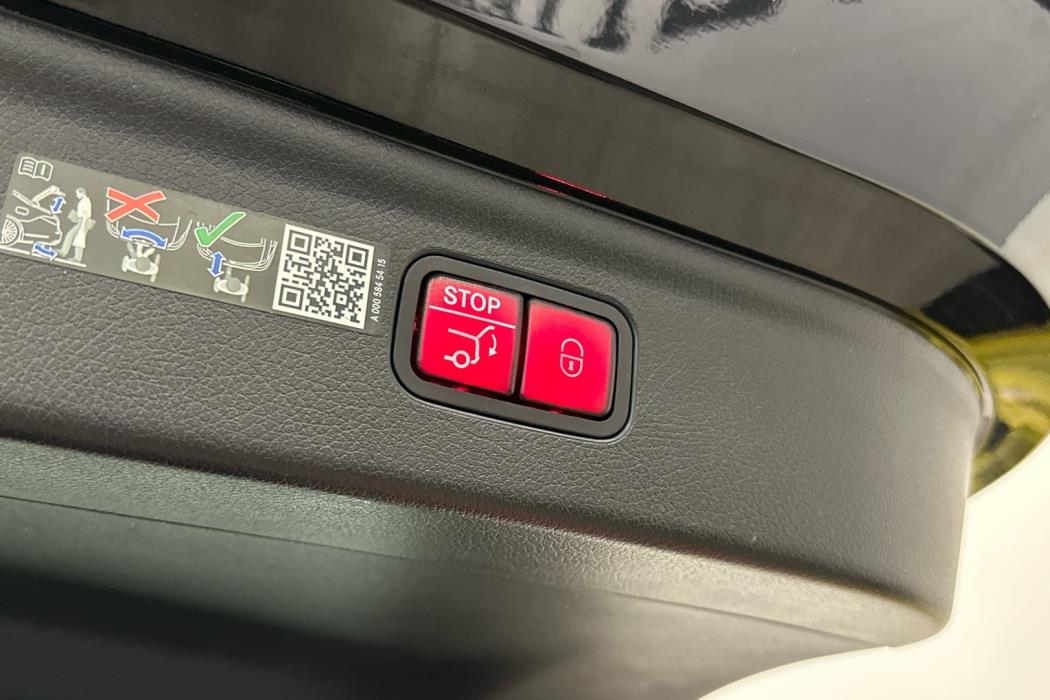 MERCEDES-BENZ EQE SUV 2025