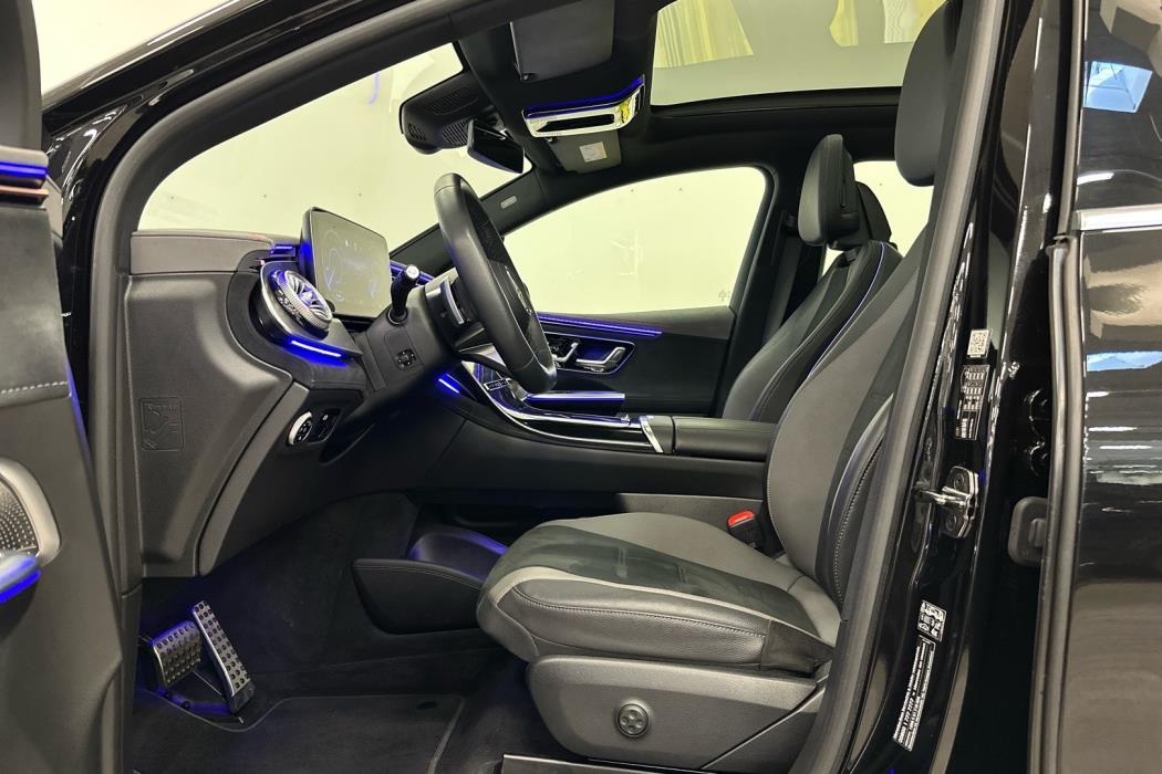 MERCEDES-BENZ EQE SUV 2025