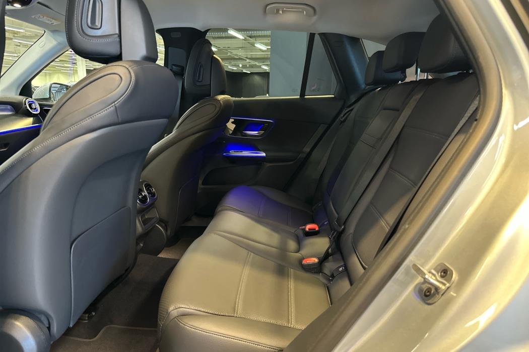 MERCEDES-BENZ GLC 2025