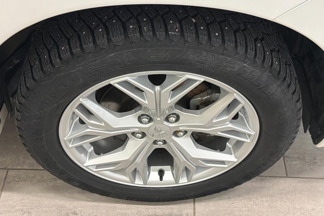 MITSUBISHI Outlander PHEV 2020