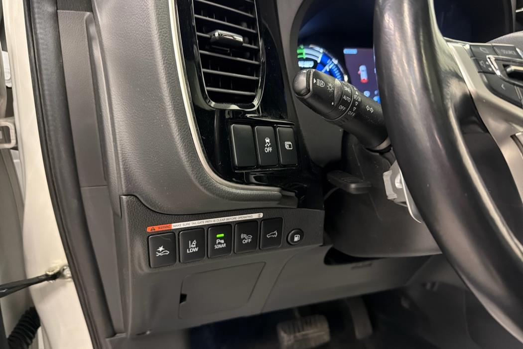 MITSUBISHI Outlander PHEV 2020