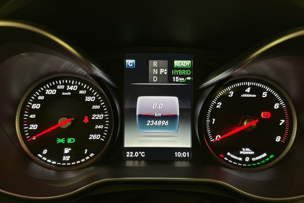 MERCEDES-BENZ C 2015