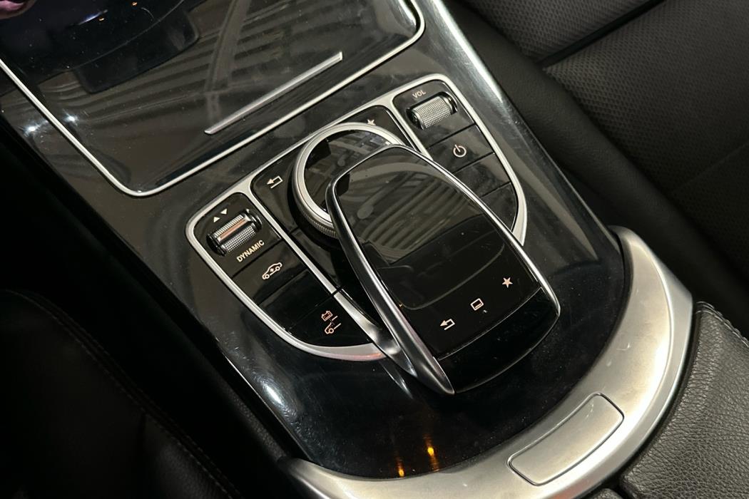 MERCEDES-BENZ C 2015
