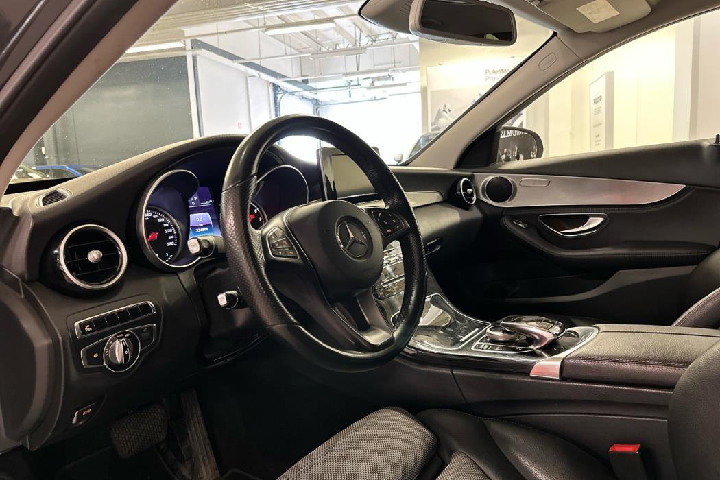 MERCEDES-BENZ C 2015