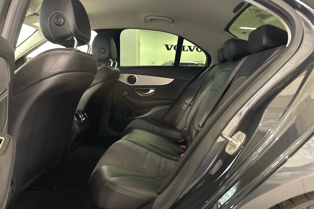 MERCEDES-BENZ C 2015