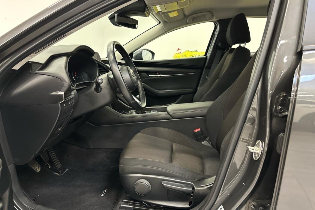 MAZDA Mazda3 2020