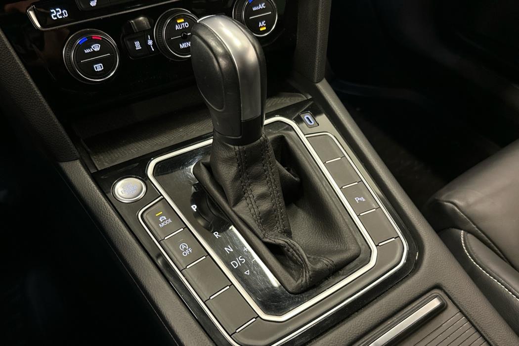 VOLKSWAGEN Passat 2020