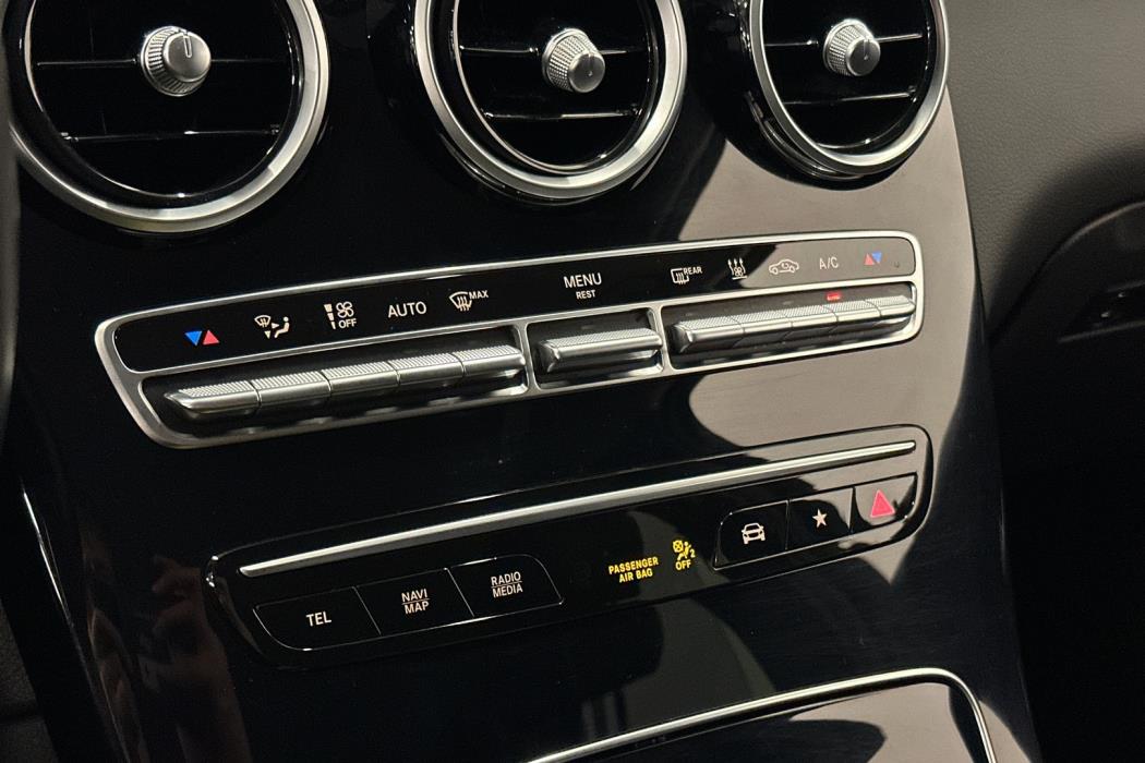 MERCEDES-BENZ GLC 2021