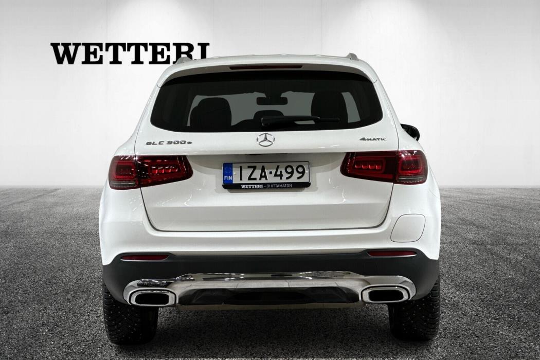 MERCEDES-BENZ GLC 2021