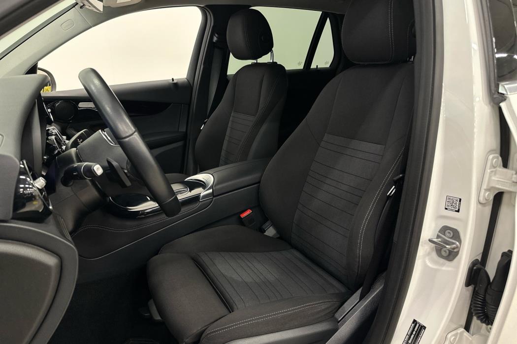 MERCEDES-BENZ GLC 2021